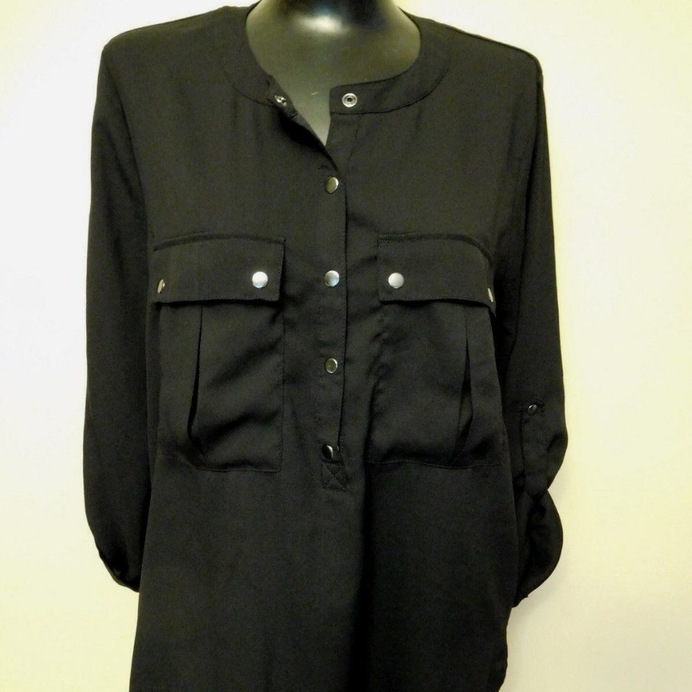 LOVE 21 / Forever 21 Snap Front Sheer Black Top - Sz. M
